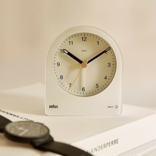 Braun BC22W Analogue Alarm Clock White Life01