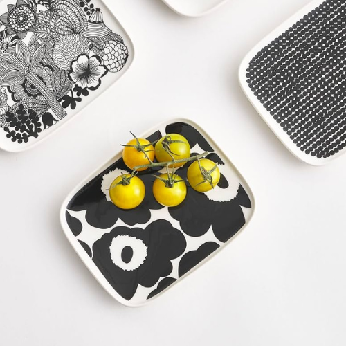 Marimekko | Oiva - Unikko Black Plate 15x12