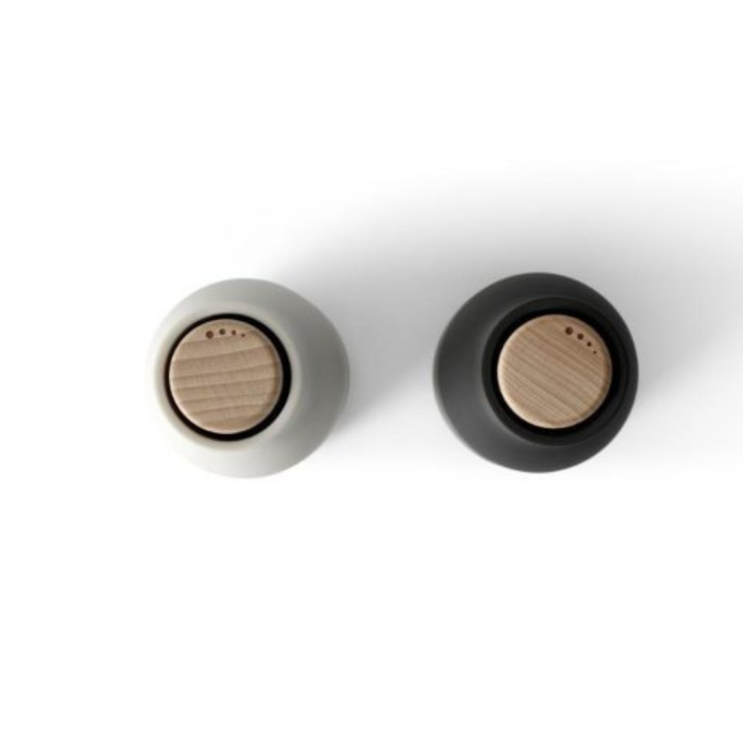 Menu Design Salt and Pepper Bottle Grinders Ash Carbon  Main02