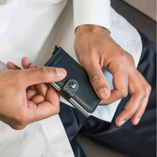 Secrid Miniwallet Original Black Hero01