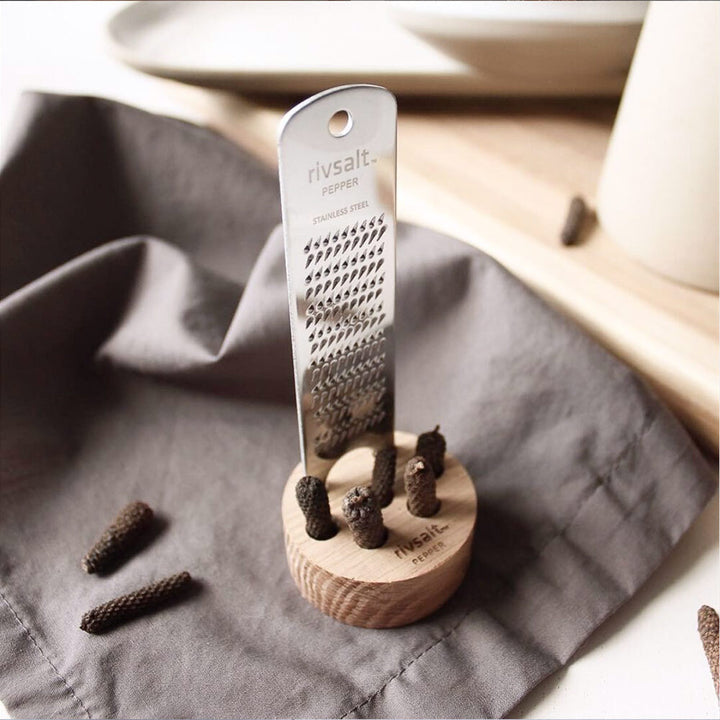 RIVSALT pepper grater Lifestyle1
