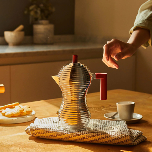 Alessi Pulcina Espresso Coffee Maker 6 Cup Live01