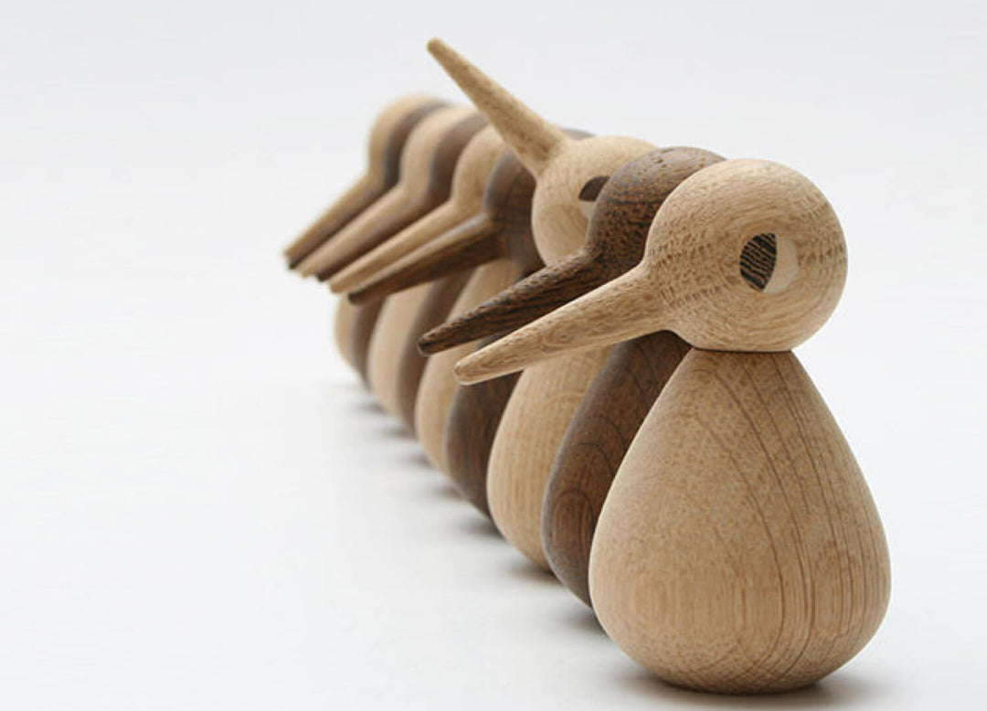 Architectmade Bird Small Natural and Smoked Oak Kristian Vedel Life01