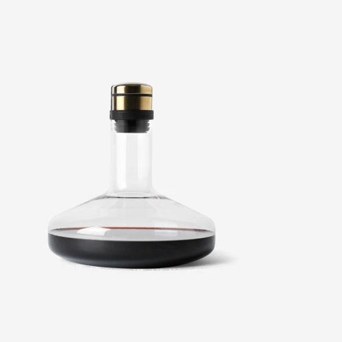 Audo Copenhagen | Wine Breather Carafe Deluxe Clear with Brass Lid