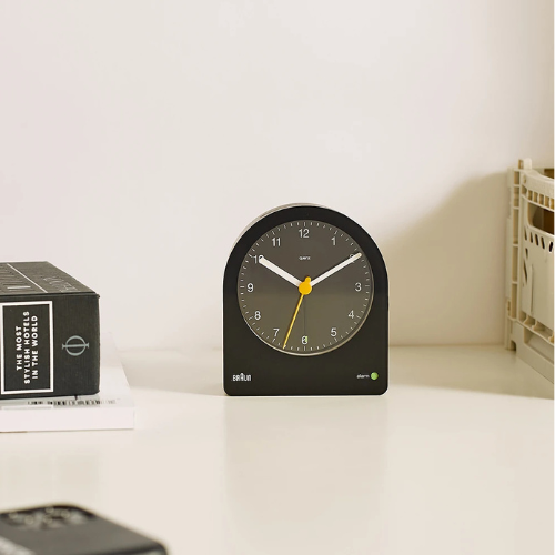 Braun BC22B Analogue Alarm Clock Black Life01