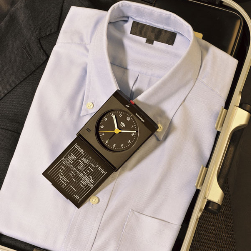 Braun Travel Analogue Alarm Clock Foldable Lid in Black 8cm BC05B Life02