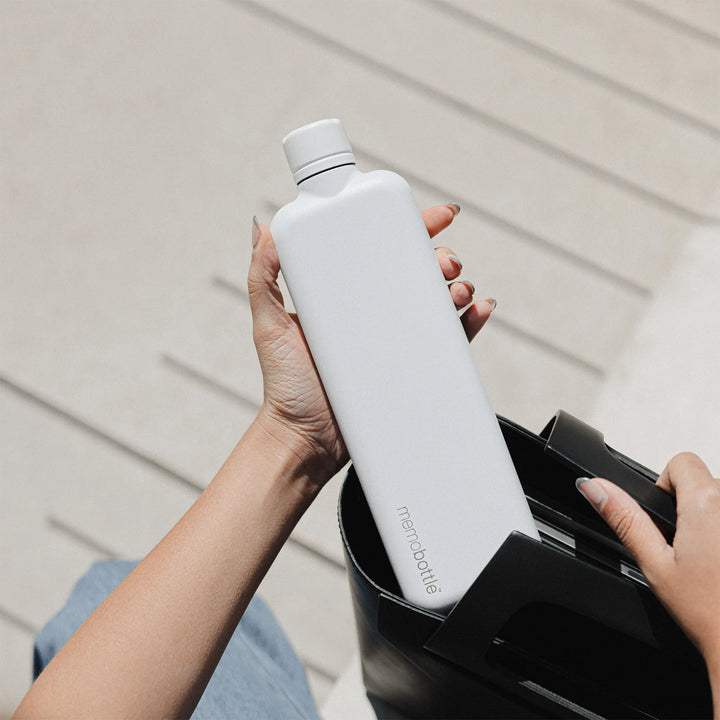 Memobottle Slim Water Bottle Stainless Steel 600ml White Life03