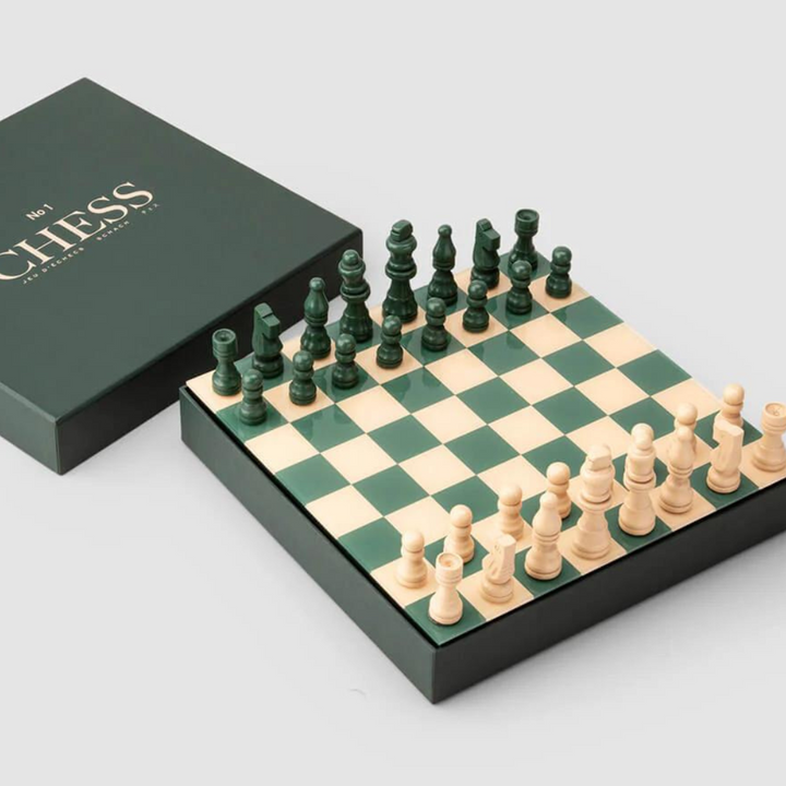 Printworks Classic Games Chess Main01