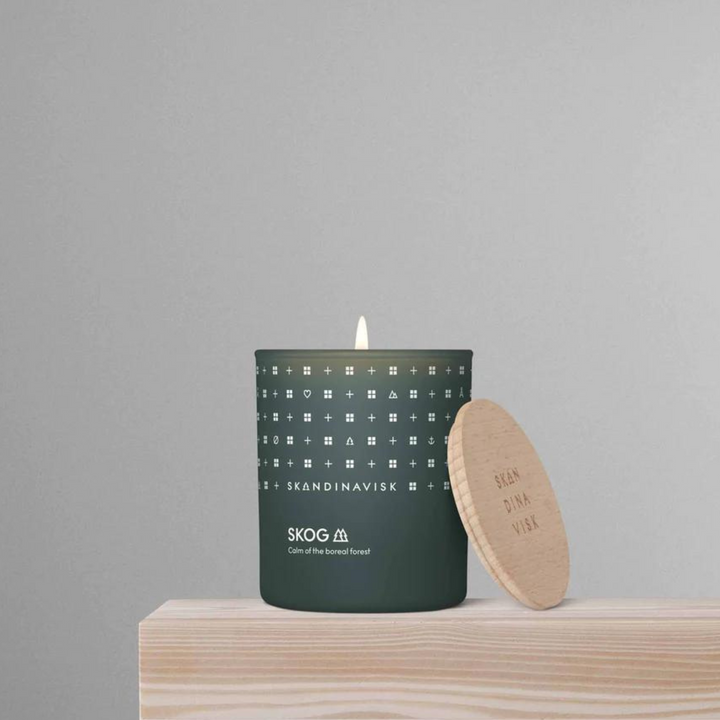 SKANDINAVISK Skog Scented Candle Life01