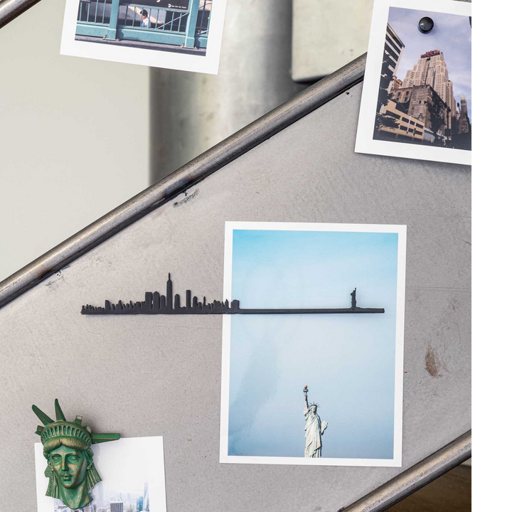 The Line New York City Skyline Wall Decoration life06 magnet on stairs