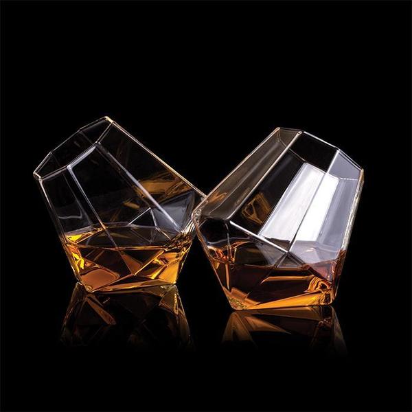 THUMBS UP Diamond Whisky Glasses Set of 2 Lifestyle
